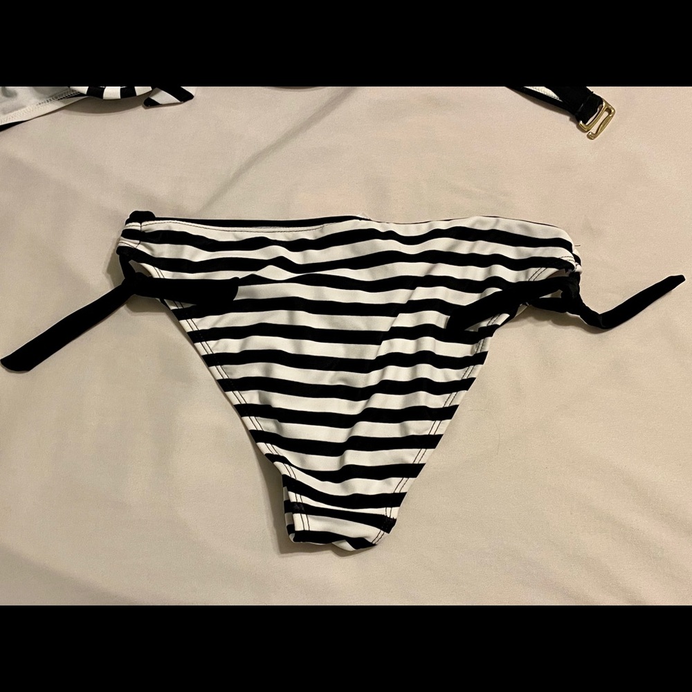 NWT Black & White Striped Bikini - Picture 6 of 6